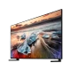 Samsung 82Q900R Ultra HD 8K QLED televizyon, siyah çerçeve ve canlı manzara ekranıyla sergileniyor