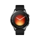 Siyah kayışlı Xiaomi Watch 5 akıllı saat, yuvarlak ekranında turuncu-kırmızı arayüzüyle önden görünür.