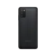 Samsung Galaxy A03s siyah akıllı telefonun arka yüzü, üçlü kamera modülü ve Samsung logosuyle görünüm