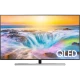 Samsung 65Q80R QLED televizyon, Ultra HD 4K ekranda QLED yazısı ve canlı deniz manzarası görünüyor