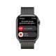 Apple Watch Series 8 Cellular 41 mm siyah paslanmaz çelik kasa ve Milano kordon, SOS ekranıyla gösteriliyor