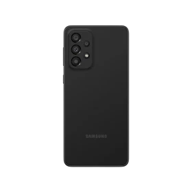 Siyah Samsung Galaxy A33 akıllı telefonun arka yüzü, dört kamera modülü ve LED flaş detayı
