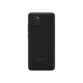 Siyah Samsung Galaxy A03 akıllı telefonun arka yüzü, çift arka kamera ve LED flaş detayıyla görünüyor