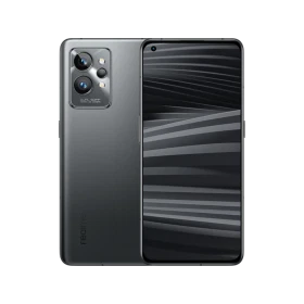 Siyah Realme GT 2 Pro akıllı telefonun ön ve arka yüzü, geniş ekran ve üçlü kamera tasarımı