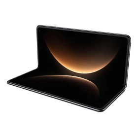 Huawei Mate X7 siyah katlanabilir akıllı telefon, açık ekranlı yatay kullanım ve ince çerçeveli tasarım