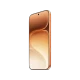 Turuncu renkli Honor 600 akıllı telefon, ince çerçeveli ekranı ve yan profilden görünen modern tasarımıyla