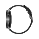 Xiaomi Watch 5 siyah akıllı saatin yan görünümü; döner kurma kolu, düğmeleri ve silikon kayışı görülüyor.