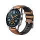 Huawei Watch GT Classic 46.5 mm gri akıllı saat, kahverengi kayışı ve yuvarlak ekranıyla önden görünür.