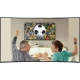 Vestel 78CA9500 Ultra HD 4K LED televizyon, futbol maçı izleyen baba ve oğlun bulunduğu sahneyi gösteriyor