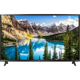 LG 55UJ630V 55 inç Ultra HD 4K LED televizyon; dağ ve göl manzaralı ekran, siyah standlı vitrinde görünüm