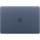 Apple MacBook Neo lacivert laptop, kapalı durumda üst kapak görünümü ve ortada Apple logosu