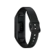 Samsung Galaxy Fit siyah akıllı bileklik, ayarlanabilir kayışı ve arka yüzündeki sensörleriyle görüntüleniyor.