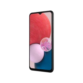 Samsung Galaxy A13 siyah akıllı telefon, önden görünüm, ince çerçeveli ekran ve damla çentik tasarımı