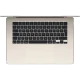 Apple MacBook Air M5 10CPU 10GPU 15.3 inç altın renk laptop, üstten açık klavye ve geniş trackpad görünümü