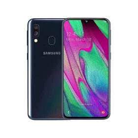 Samsung Galaxy A40 siyah akıllı telefon, ön ekran ve arka yüzü çift kamera ve parmak izi sensörüyle vitrin görünümü