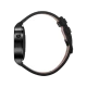 Huawei Watch Black Siyah akıllı saatin siyah kasa ve deri kayışlı yandan görünümü
