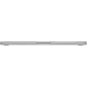 Yandan görünümde ince tasarımlı gümüş Apple MacBook Air M4 15.3 inç laptop