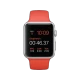 Apple Watch Sport 42 mm gümüş alüminyum kasalı, turuncu spor kordonlu akıllı saat görünümü