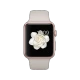 Apple Watch Sport 42 mm akıllı saat, pembe altın alüminyum kasa ve taş rengi spor kordonla, çiçekli ekranıyla görünür.
