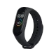 Xiaomi Mi Band 4 siyah akıllı bileklik, renkli ekranı ve ayarlanabilir silikon kayışıyla önden görünüm