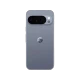 Gri Google Pixel 10 Pro akıllı telefonun arka yüzü ve yatay kamera modülü