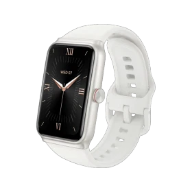 Honor Choice Band beyaz akıllı bileklik, dikey ekranı ve ayarlanabilir silikon kayışıyla önden görünür.