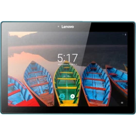 Lenovo Tab 10 siyah uygun fiyatlı tablet; üzerinde saat ve manzara ekranı görünen ön yüz tasarımı