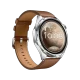 Honor Watch 6 kahverengi akıllı saat, yuvarlak kadranı ve kahverengi deri kayışıyla önden görünür.
