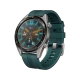 Huawei Watch GT Active 46,5 mm titanyum akıllı saat, yeşil kayış ve yuvarlak kadranla önden görünür
