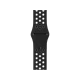 Apple Watch Nike+ Series 2 için siyah Nike spor kordon, delikli tasarımıyla dikey konumda gösteriliyor