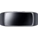 Samsung Gear Fit 2 siyah akıllı bileklik, geniş ekranı ve dokulu kayışıyla önden görünüm