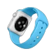 Apple Watch Sport 42 mm gümüş alüminyum kasa ve mavi spor kordonlu akıllı saat görünümü