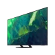 Samsung 75Q70A Ultra HD 4K QLED TV, canlı yeşil renkli ekran görüntüsü ile şık siyah tasarım