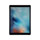 Apple iPad Pro 32 GB 12.9 inç gri tablet ekranında saat görünen model