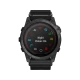 Garmin tactix 7 Pro Aktivite Saati, titanyum kasalı siyah kordonlu akıllı saat; ekranda Night Vision açık.