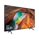 Samsung 49Q60R Ultra HD 4K QLED televizyon ekranında canlı renkli manzara, genel siyah tasarım