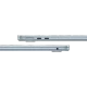 Apple MacBook Air M4 13.6 inç açık mavi laptop, ince yan profil ve bağlantı noktalarıyla detaylı görünüm