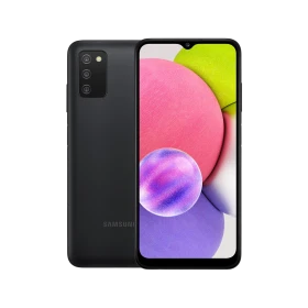Samsung Galaxy A03s siyah akıllı telefon, ön ekran ve arka üçlü kamera tasarımıyla vitrin görünümü