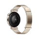 Altın renkli Huawei Watch GT 6 41 mm akıllı saat, Milanese örgü kayış ve siyah kadranıyla önden görünür.