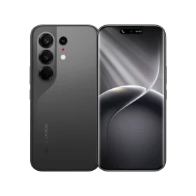 Tecno Camon 50 Ultra siyah akıllı telefon, ön ekran ve üçlü arka kamera tasarımıyla vitrin görünümü