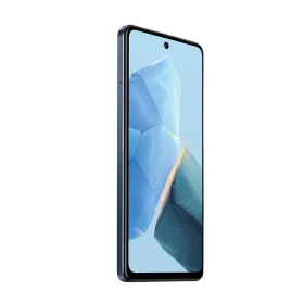 Infinix Hot 30 siyah akıllı telefon, ince çerçeveli geniş ekran ve ortada ön kamera deliğiyle önden görünüm