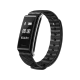 Huawei Honor Band A2 siyah akıllı bileklik, kavisli ekranı ve ayarlanabilir kayışıyla önden görünür.