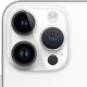 Beyaz Apple iPhone 14 Pro Max akıllı telefon arka kamera modülü yakın plan, üçlü lens ve flaş detayı