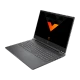 HP Victus Gaming 16-S0003NT 7Z4P9EA koyu gri oyuncu laptop; arkadan açılmış ekran ve RGB temalı ana ekran görünüyor