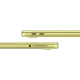 Sarı Apple MacBook Neo laptopun yan profili, bağlantı noktaları ve ince gövde detayıyla yakın plan görünümü
