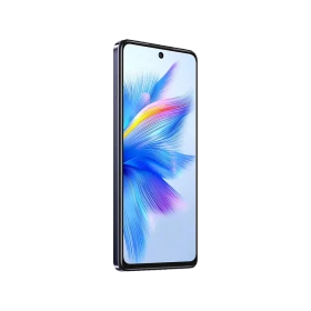Siyah Infinix Note 30 5G akıllı telefon, ince çerçeveli ekran ve ön kamera deliğiyle önden görünüm