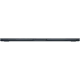 Apple MacBook Air M3 13.6 inç koyu mavi laptop, ince yan profil görünümüyle kapalı şekilde gösteriliyor