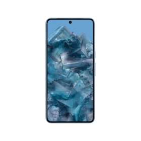 Mavi Google Pixel 8 Pro akıllı telefonun ön yüzü, kristal desenli ekranıyla.