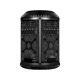 Apple MacPro MQGG2TU A masaüstü bilgisayarın siyah, silindirik kasa tasarımı yakından görünür.