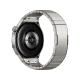 Huawei Watch GT 6 Pro Titanyum akıllı saatin siyah sensörlü arka yüzü ve titanyum kordonu